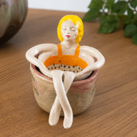 Sunny Tea Lady